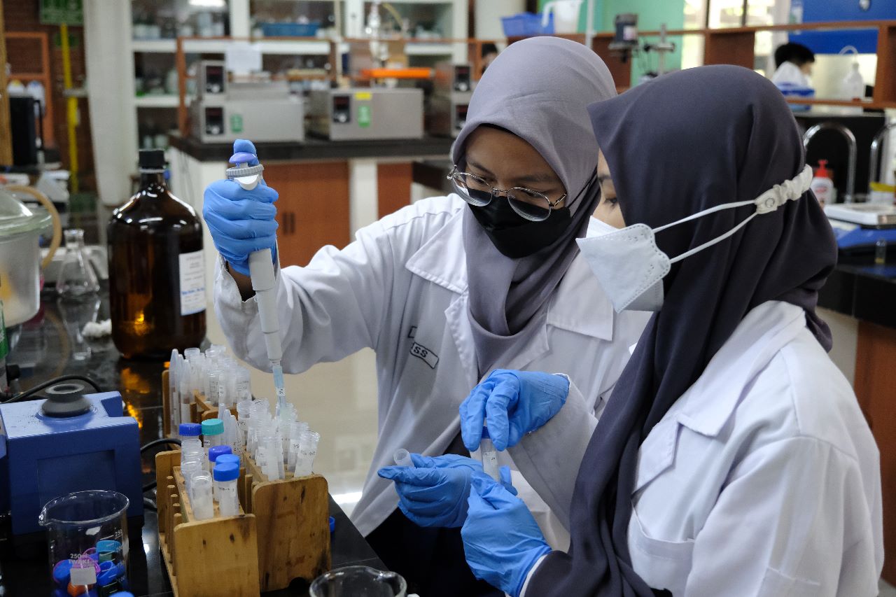 Laboratory Analyst